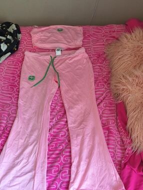 SHEIN Pink Two-Piece Lounge Set with Green Drawstring